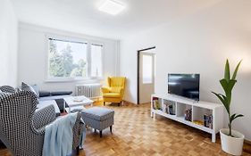 Apartman Jakodoma Vlastni Parkovani U Domu Zdarma